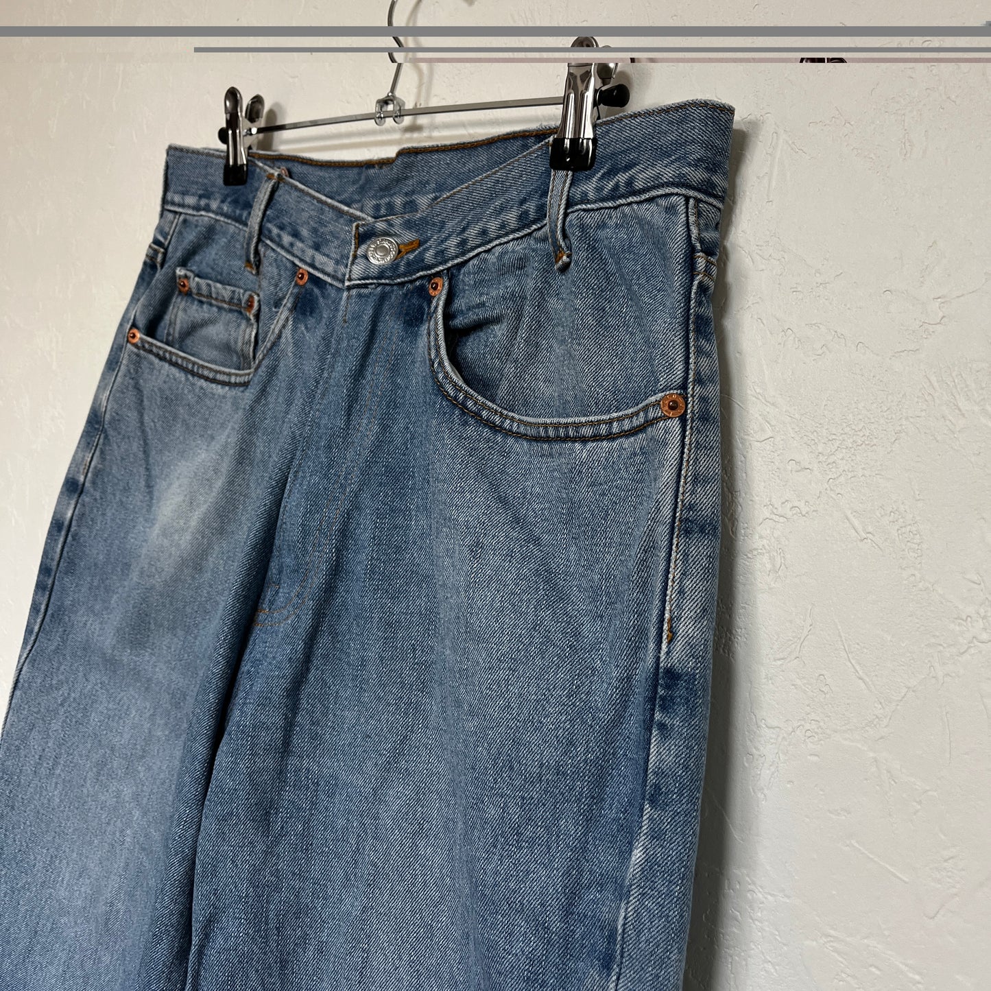 《42×30》 LEVI’S リーバイス 560 ワイド バギー COMFORT FIT デニムパンツ