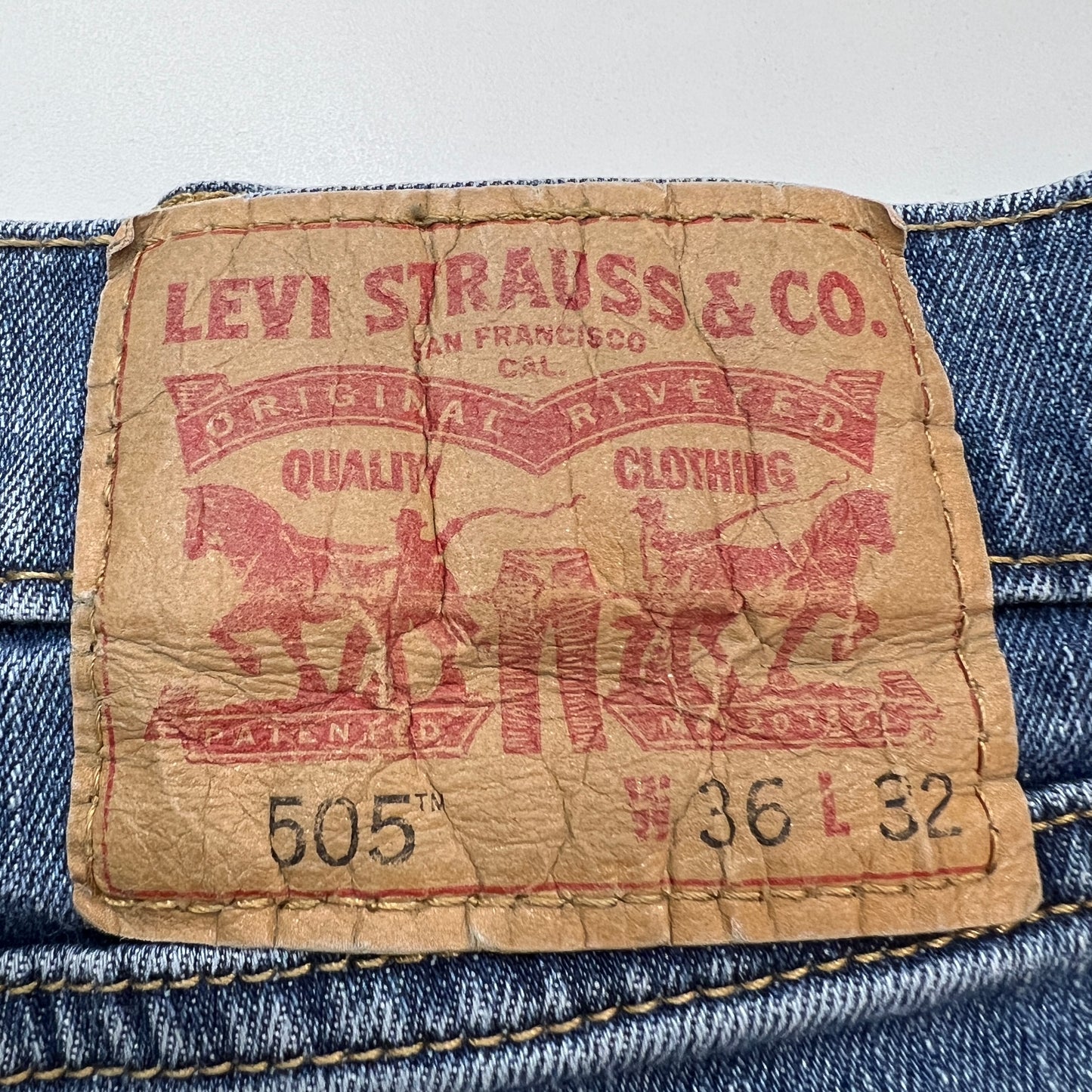 《36×32》 LEVI'S リーバイス 505 ジップフライ テーパード デニムパンツ