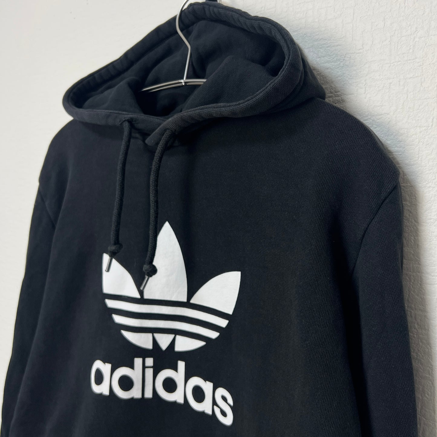 《M》adidas アディダス ロゴ プリント パーカー